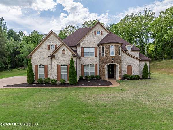 2.52 Acres of Land with Home for Sale in Hernando, Mississippi