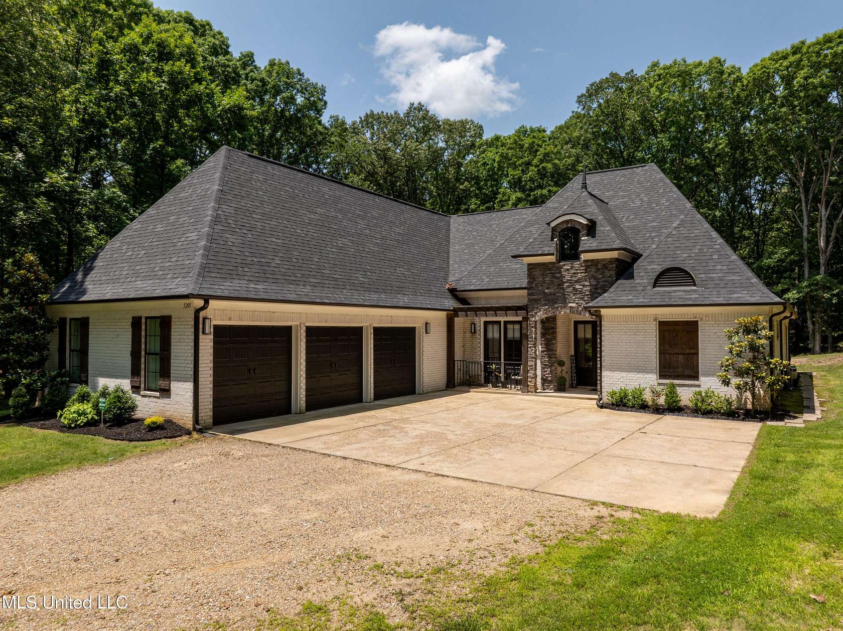 10 Acres of Land with Home for Sale in Olive Branch, Mississippi