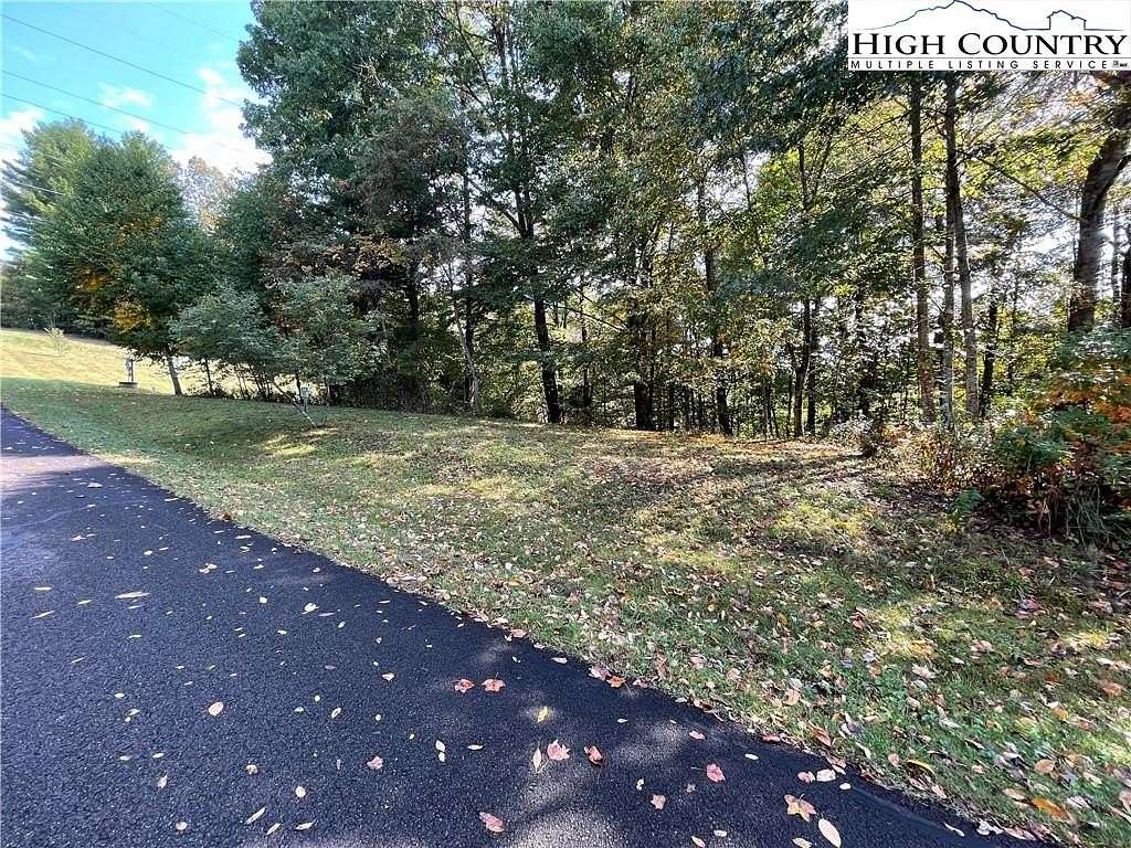 1 Acre of Residential Land for Sale in West Jefferson, North Carolina