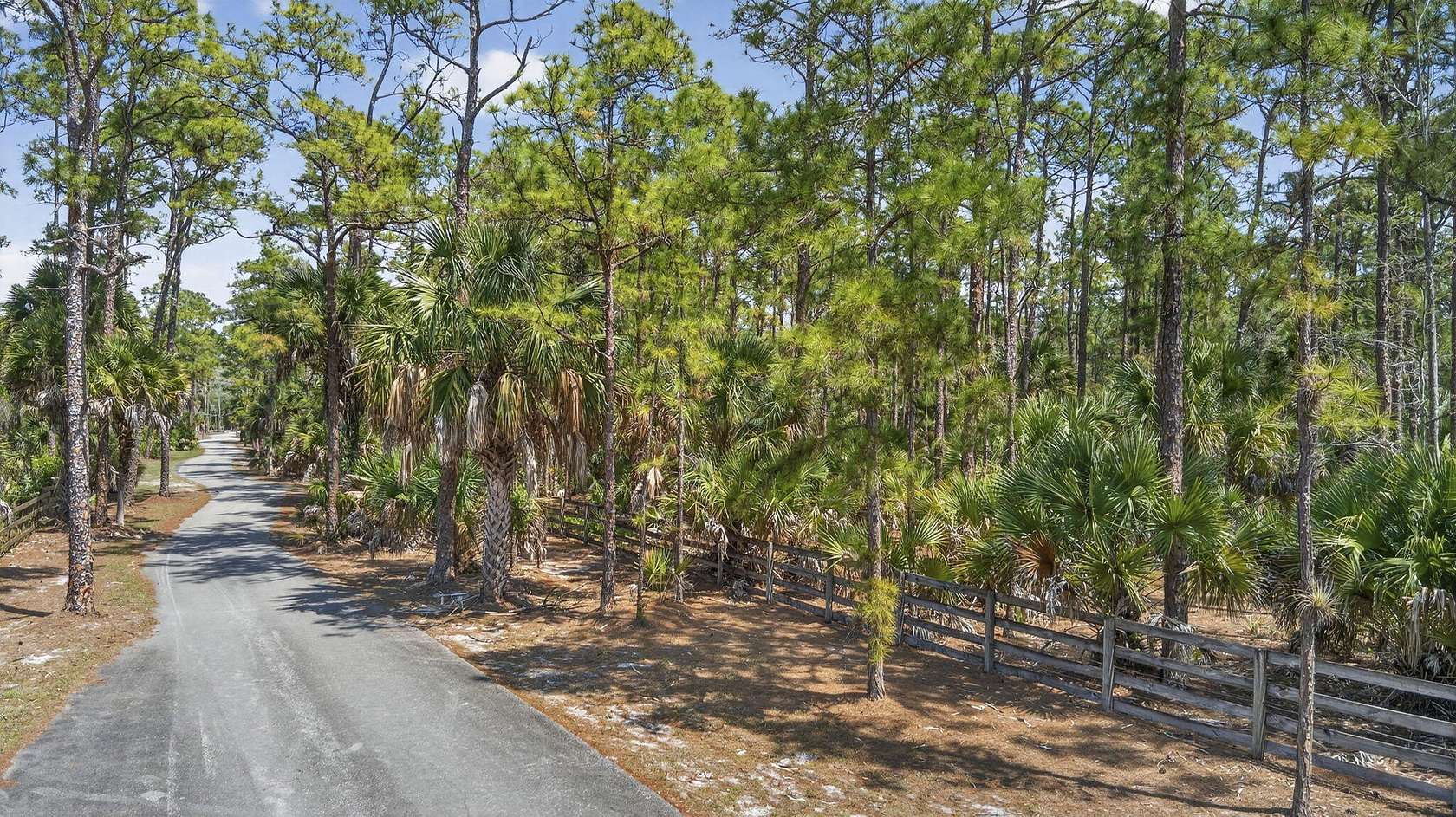 5 Acres of Land for Sale in Loxahatchee Groves, Florida