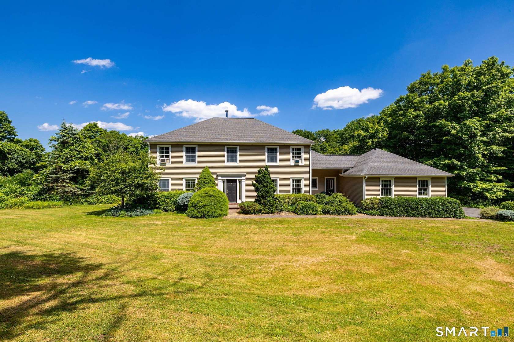 2.7 Acres of Land with Home for Sale in Woodbury, Connecticut