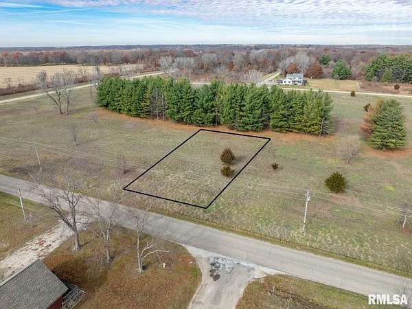 0.35 Acres of Residential Land for Sale in Dahinda, Illinois