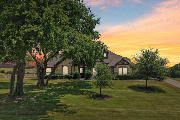 3.14 Acres of Land with Home for Sale in Midlothian, Texas