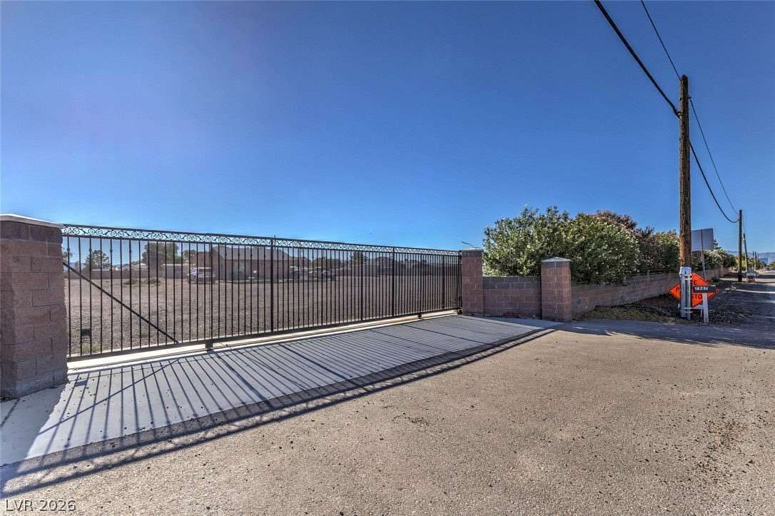 2.27 Acres of Land with Home for Sale in Las Vegas, Nevada