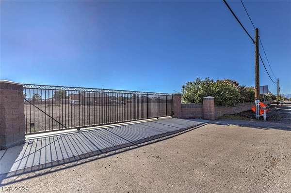 2.27 Acres of Land with Home for Sale in Las Vegas, Nevada