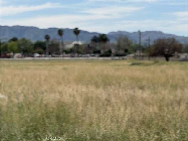 1.25 Acres of Land for Sale in San Bernardino, California