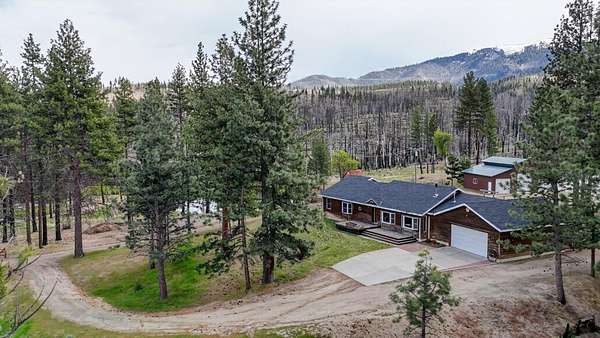 40.2 Acres of Land with Home for Sale in Susanville, California