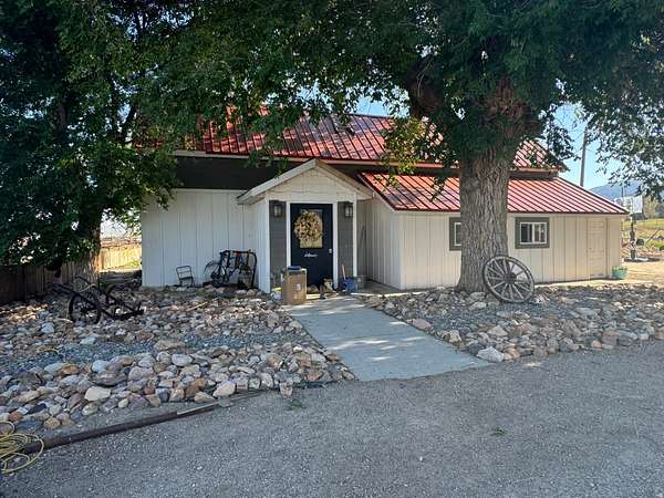 895 Acres of Agricultural Land for Sale in Levan, Utah