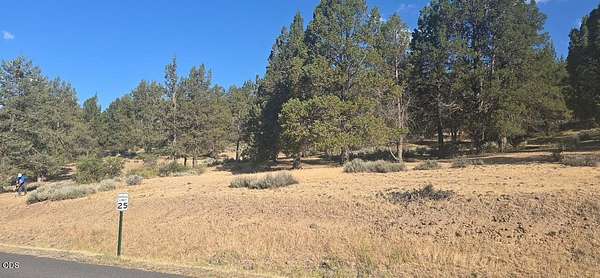 0.73 Acres of Land for Sale in Klamath Falls, Oregon