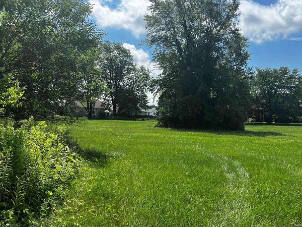1.13 Acres of Commercial Land for Sale in Plymouth, Indiana