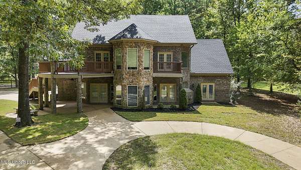 3.23 Acres of Land with Home for Sale in Hernando, Mississippi