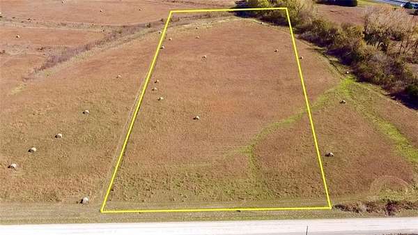 5.85 Acres of Land for Sale in Tonganoxie, Kansas