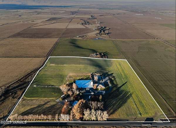 40 Acres of Improved Land for Sale in White Swan, Washington
