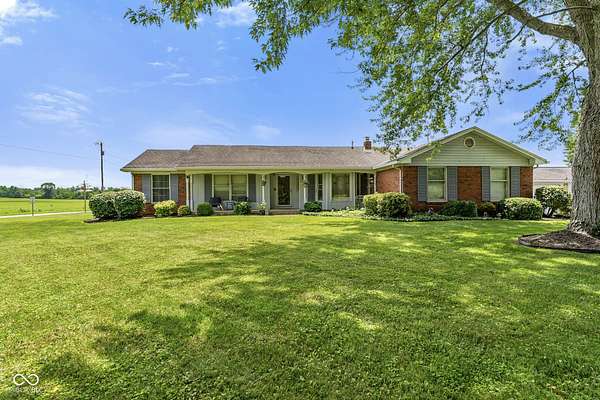 2 Acres of Land with Home for Sale in Mooresville, Indiana