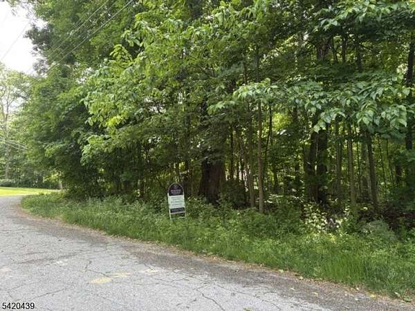 0.58 Acres of Residential Land for Sale in Vernon Township, New Jersey