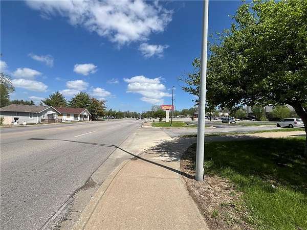 0.23 Acres of Commercial Land for Sale in Independence, Missouri