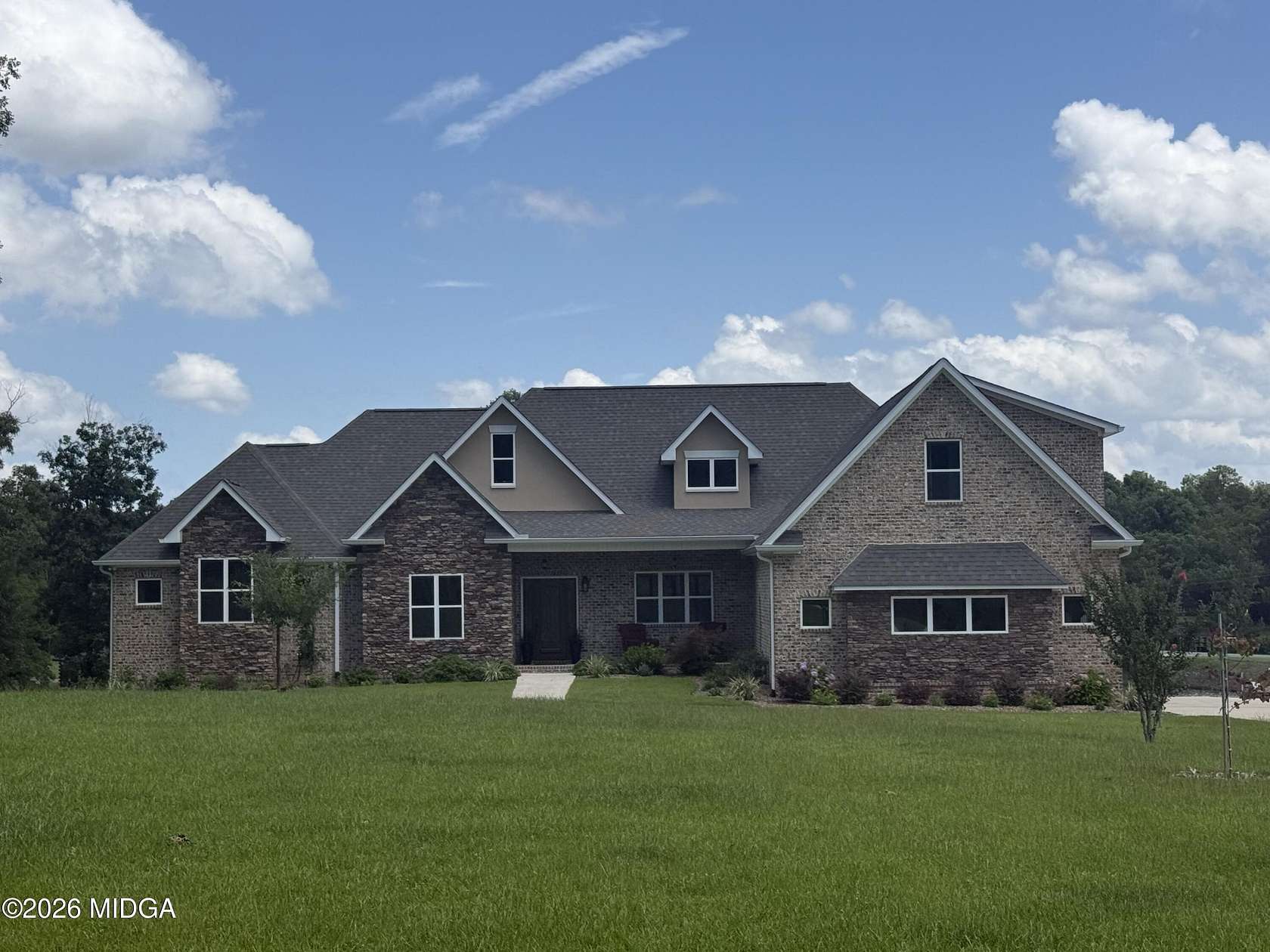 3 Acres of Land with Home for Sale in Macon, Georgia