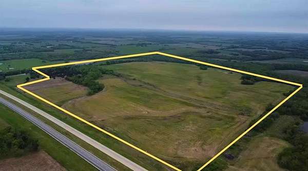 130 Acres of Land for Sale in Prescott, Kansas
