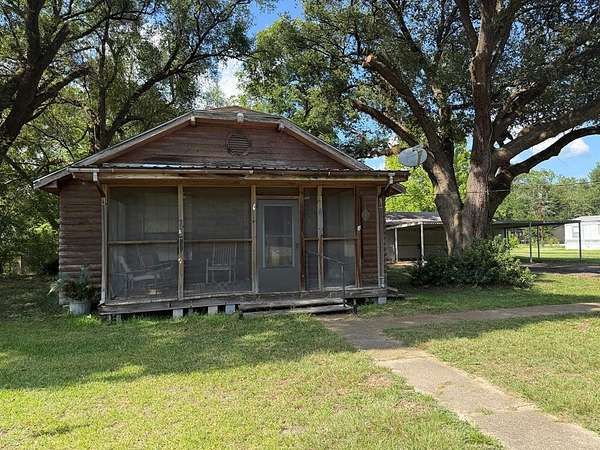 3.26 Acres of Land with Home for Sale in Lufkin, Texas