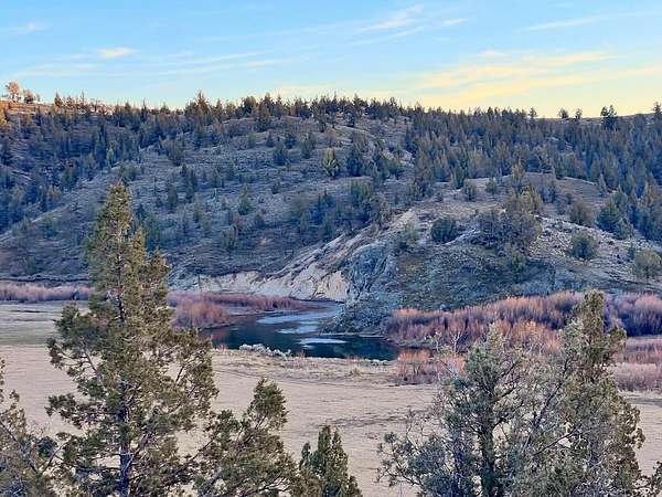 6.78 Acres of Land with Home for Sale in Prineville, Oregon