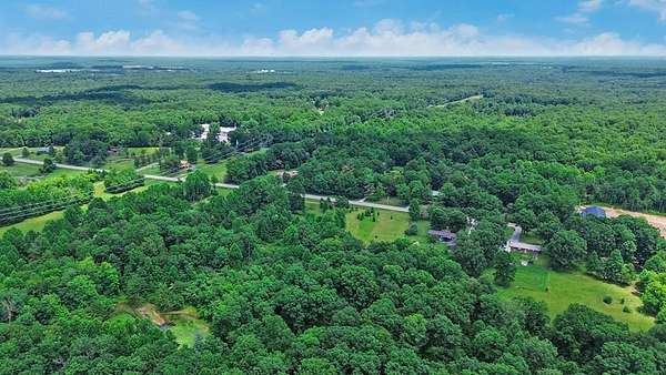 18 Acres of Land for Sale in Monterey, Tennessee