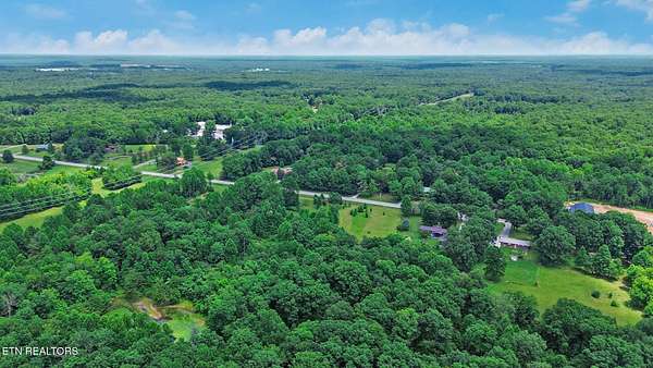 18 Acres of Land for Sale in Monterey, Tennessee