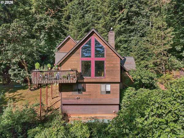 15.4 Acres of Land with Home for Sale in Monroe, Oregon