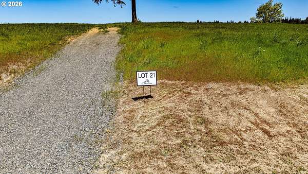1.27 Acres of Residential Land for Sale in Kalama, Washington