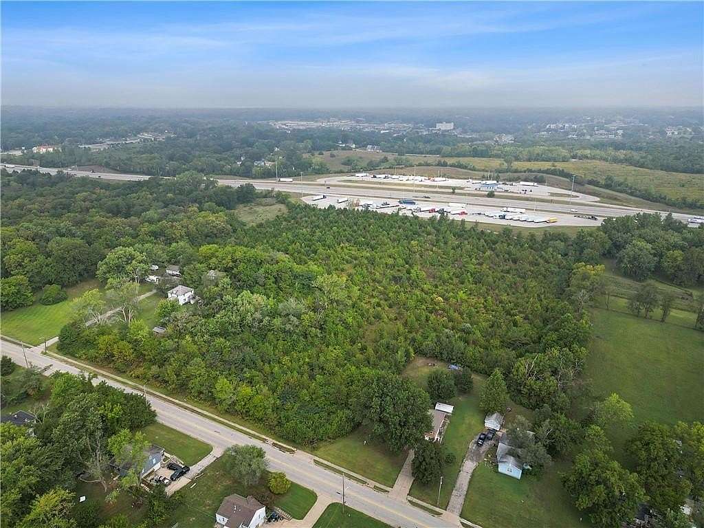 15.8 Acres of Land for Sale in Kansas City, Kansas
