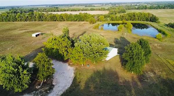 10 Acres of Land with Home for Sale in Redfield, Kansas
