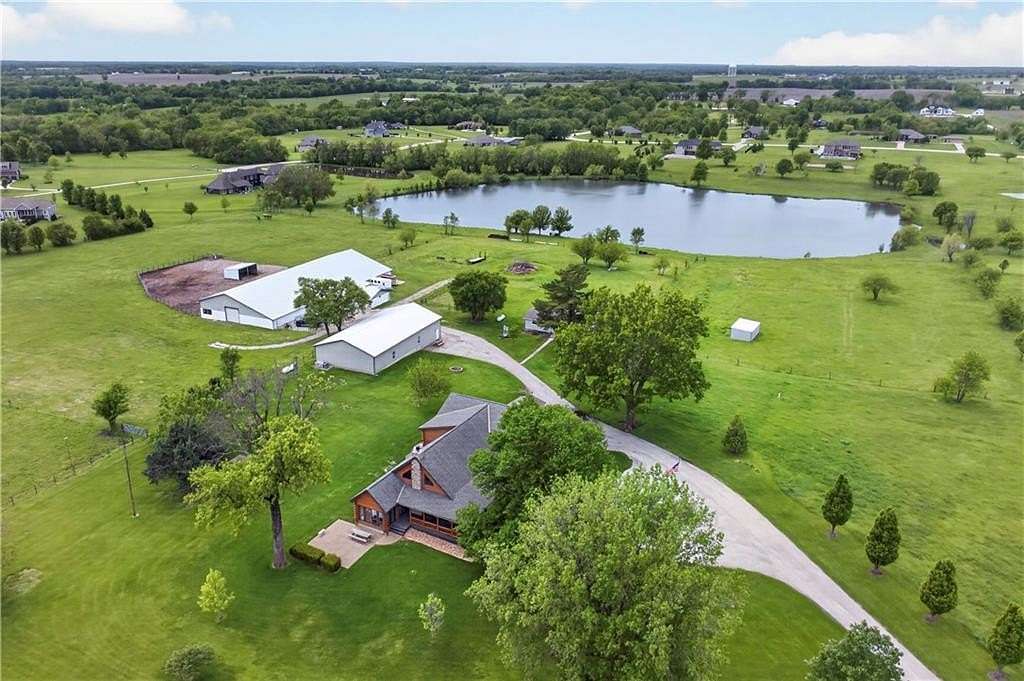 32 Acres of Land with Home for Sale in Lee's Summit, Missouri