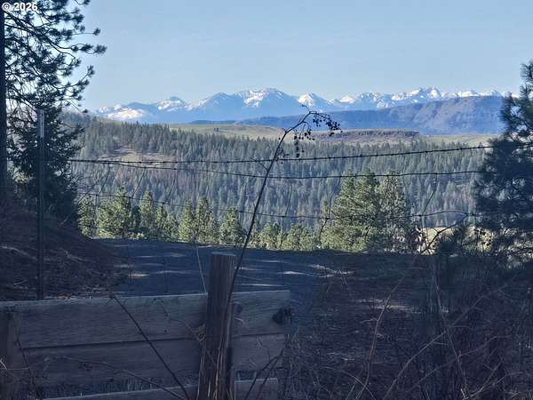 11.9 Acres of Land for Sale in Cove, Oregon