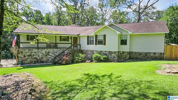 5.1 Acres of Land with Home for Sale in Warrior, Alabama