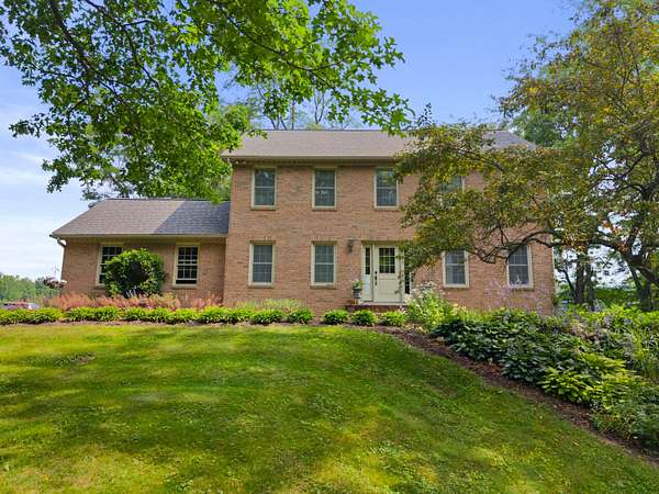 28 Acres of Land with Home for Sale in Sunbury, Ohio