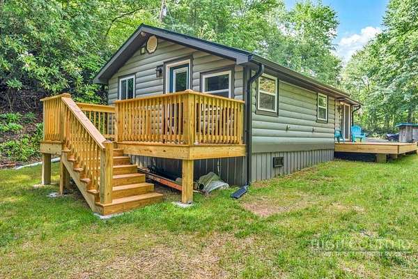 3 Acres of Land with Home for Sale in Banner Elk, North Carolina