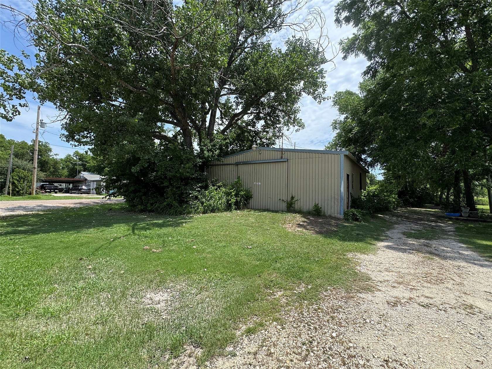 1.14 Acres of Residential Land for Sale in Morgan, Texas