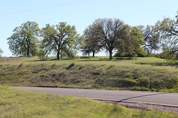 13.8 Acres of Land for Sale in Cottonwood, California