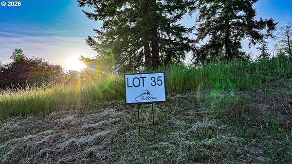 2 Acres of Residential Land for Sale in Kalama, Washington