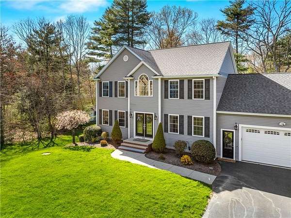 2.37 Acres of Land with Home for Sale in Seekonk, Massachusetts