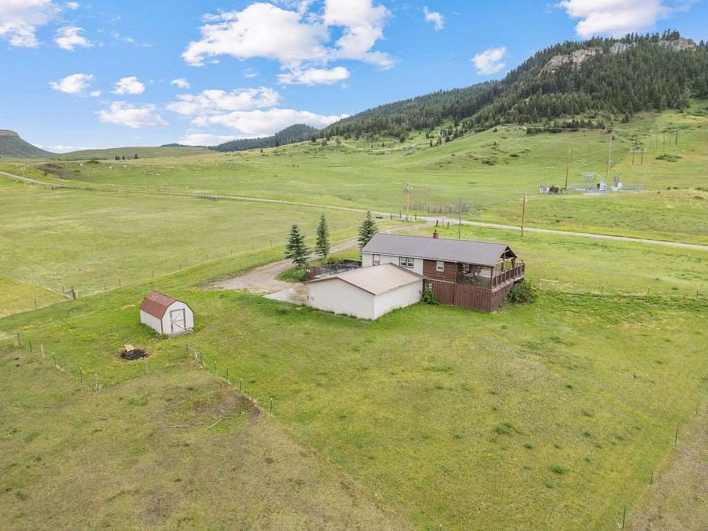 10 Acres of Land with Home for Sale in Nye, Montana