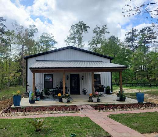 10.2 Acres of Land with Home for Sale in Ponce de Leon, Florida