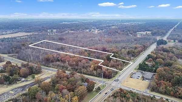 31.7 Acres of Commercial Land for Sale in Southaven, Mississippi