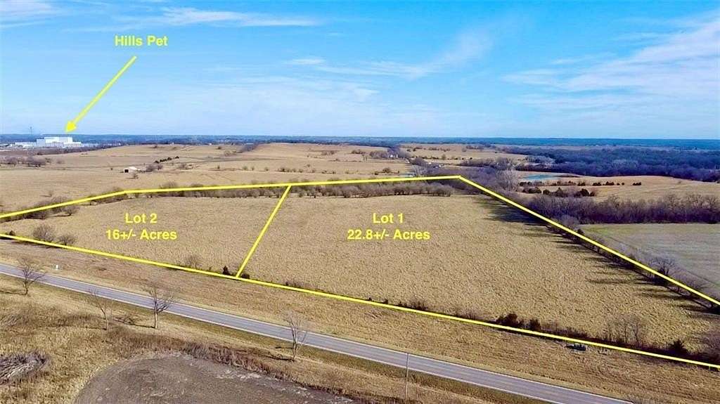 16 Acres of Commercial Land for Sale in Tonganoxie, Kansas