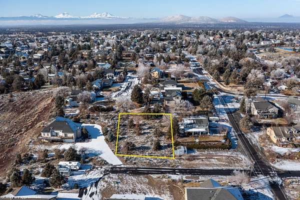 0.25 Acres of Residential Land for Sale in Redmond, Oregon