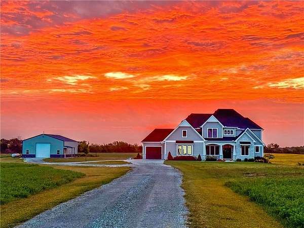 42 Acres of Agricultural Land with Home for Sale in Leavenworth, Kansas