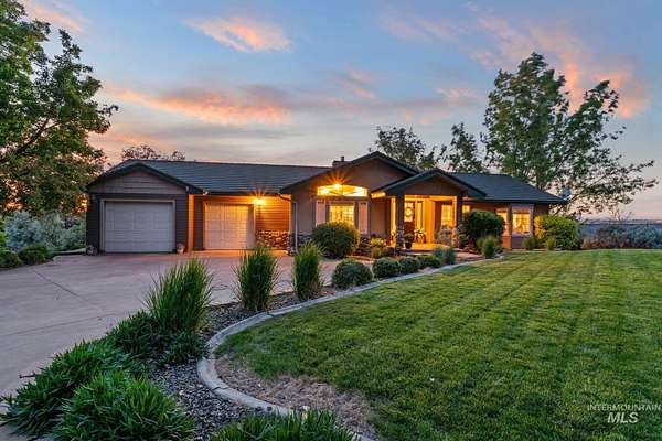5 Acres of Land with Home for Sale in Buhl, Idaho