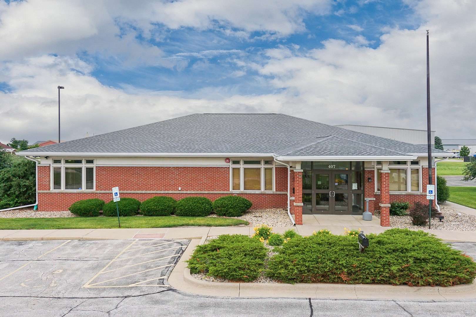 1.63 Acres of Commercial Land for Sale in Bloomington, Illinois