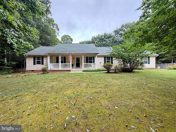 3.1 Acres of Land with Home for Sale in Charlotte Hall, Maryland