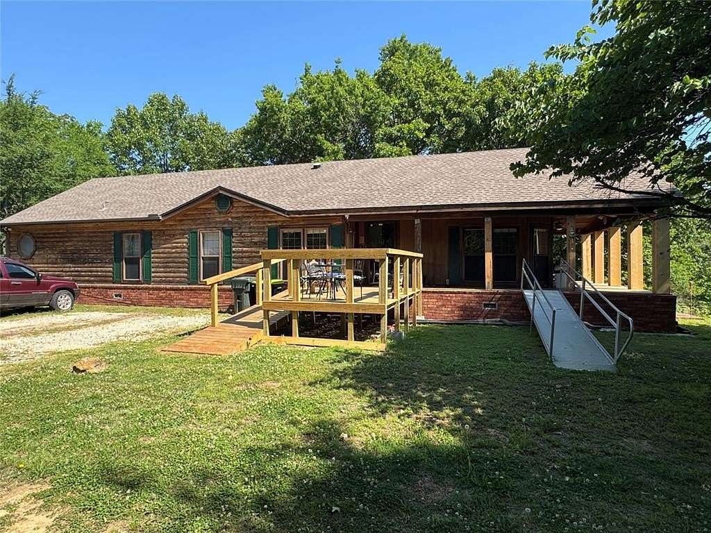 3.42 Acres of Land with Home for Sale in Wewoka, Oklahoma