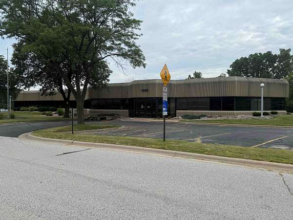 2.28 Acres of Mixed-Use Land for Lease in Green Bay, Wisconsin